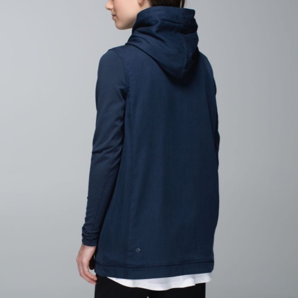 Lululemon Blissed Out Wrap Inkwell Blue Cardigan Wrap - Picture 2 of 16
